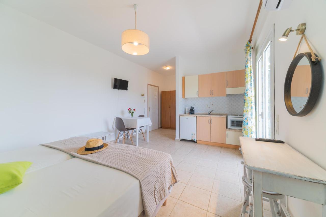 Kassiani Studios Plakias Luaran gambar